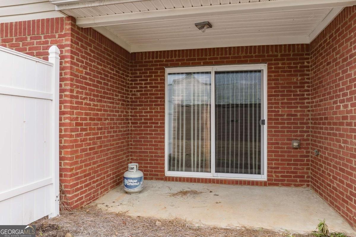453 Tara Commons Circle Loganville - 32