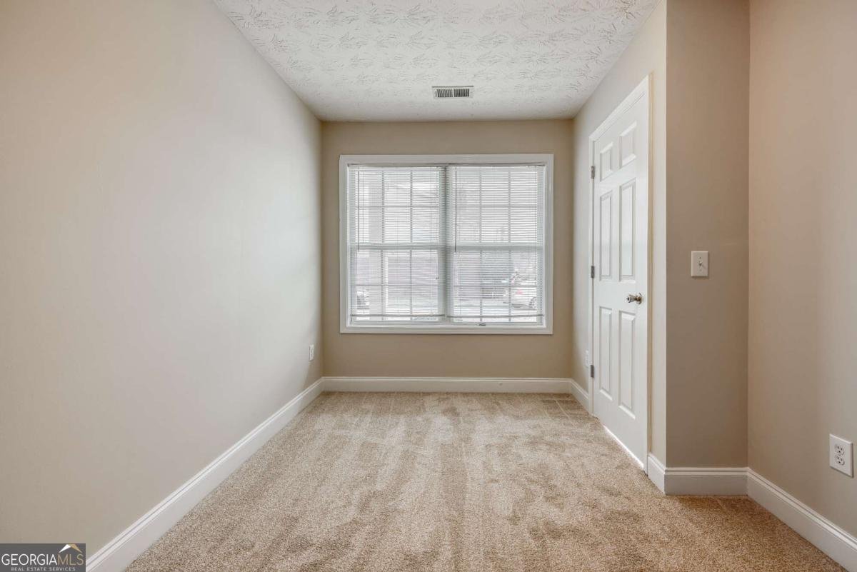 453 Tara Commons Circle Loganville - 5