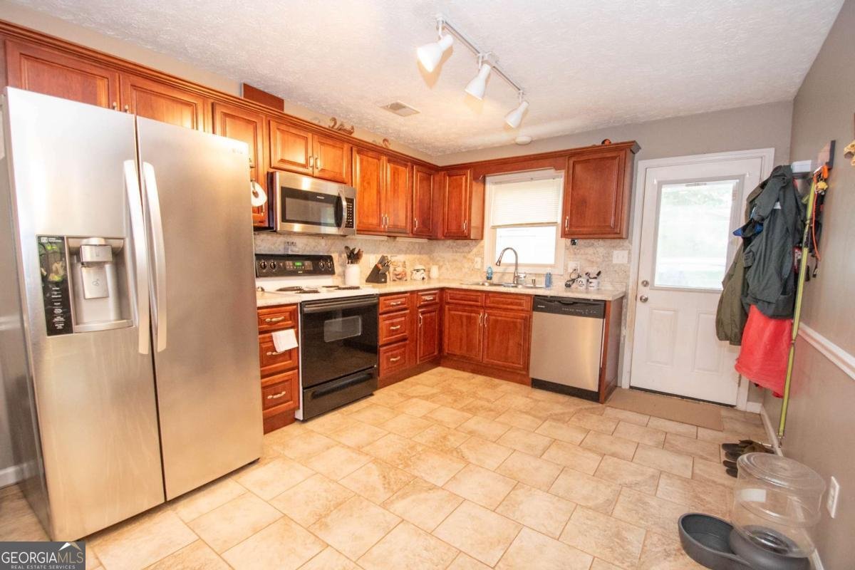 105 Shady Oak Drive Lagrange - 9