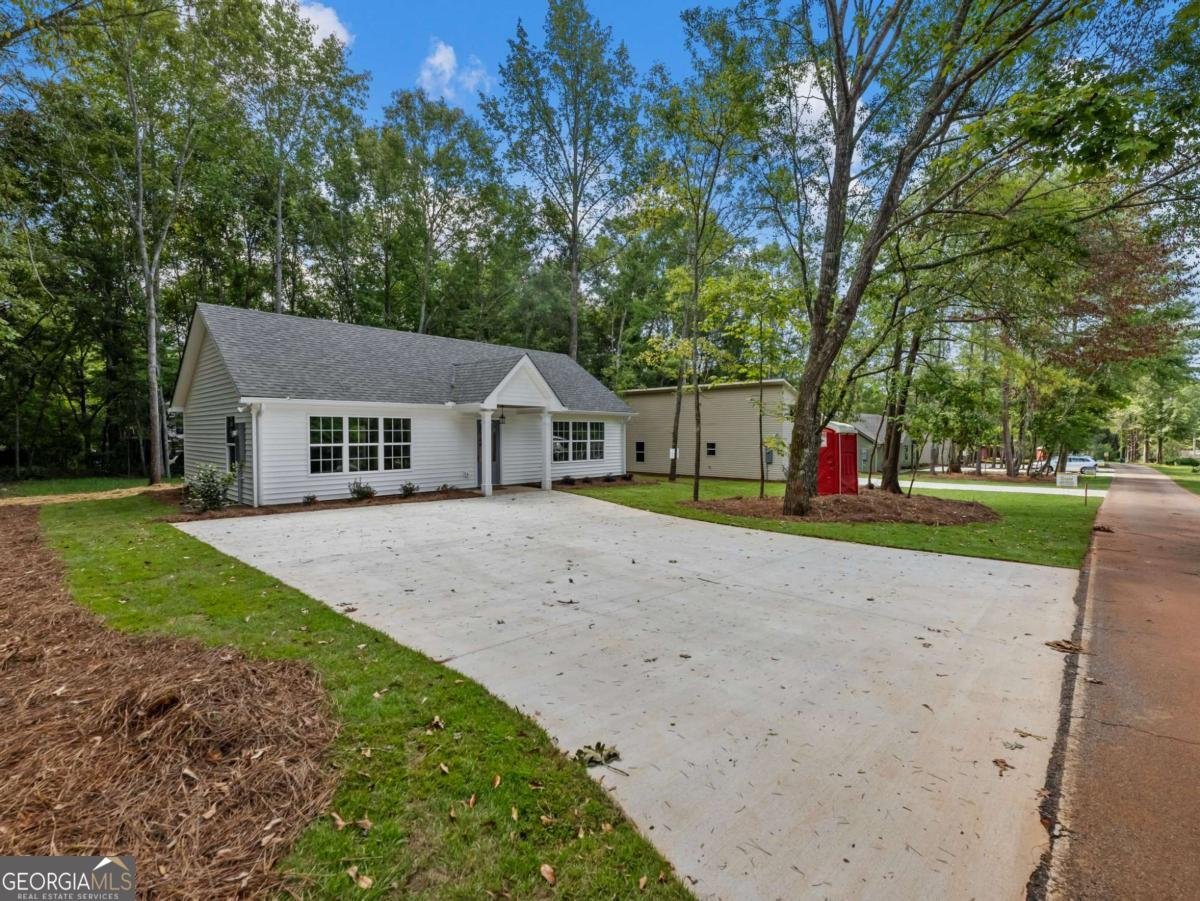 8079 Beachwood Drive Murrayville - 24