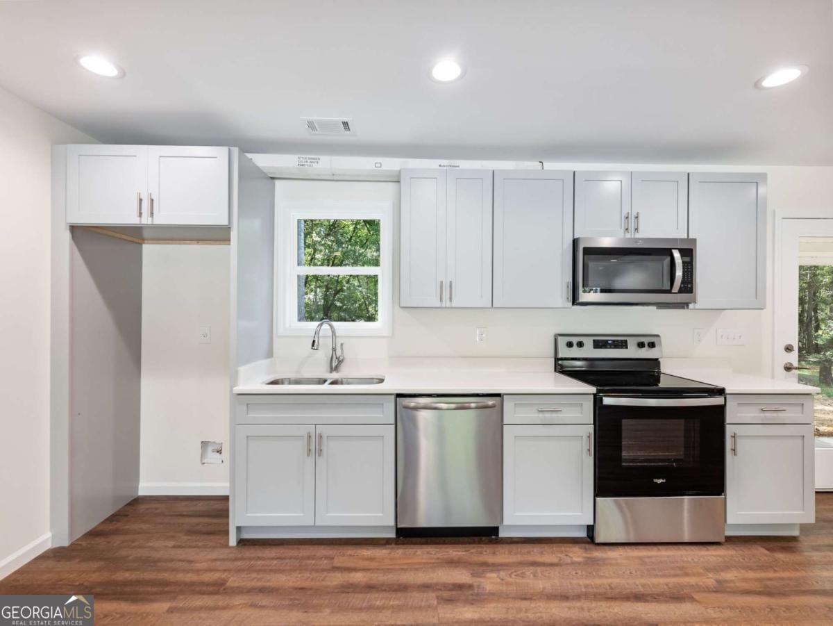 8079 Beachwood Drive Murrayville - 7