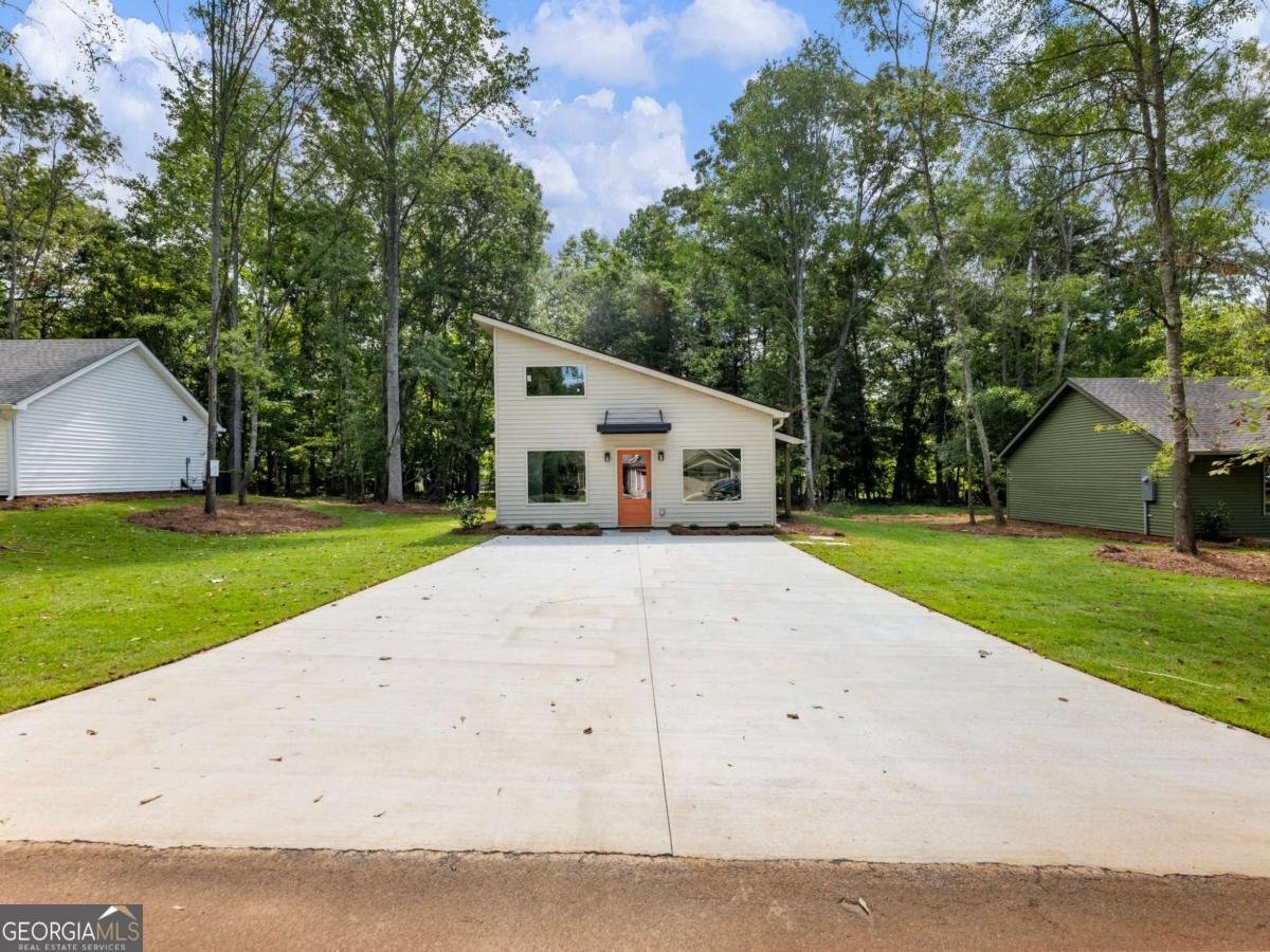 8083 Beachwood Drive Murrayville - 27