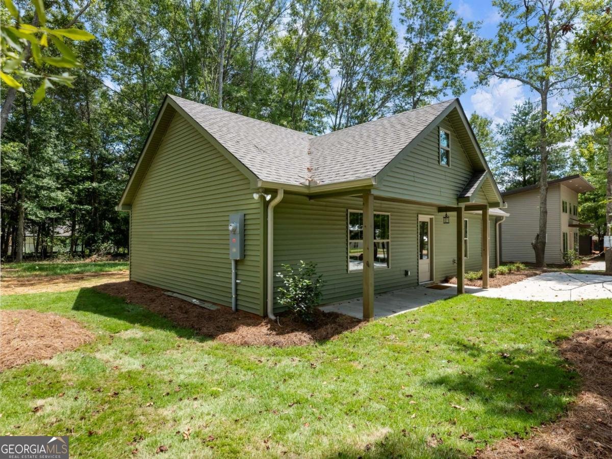 8087 Beachwood Drive Murrayville - 27