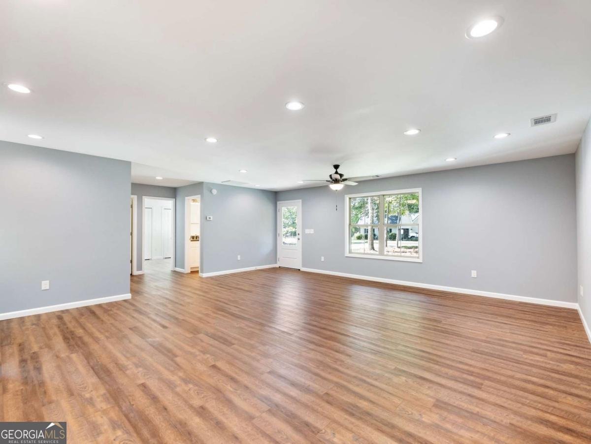 8087 Beachwood Drive Murrayville - 5