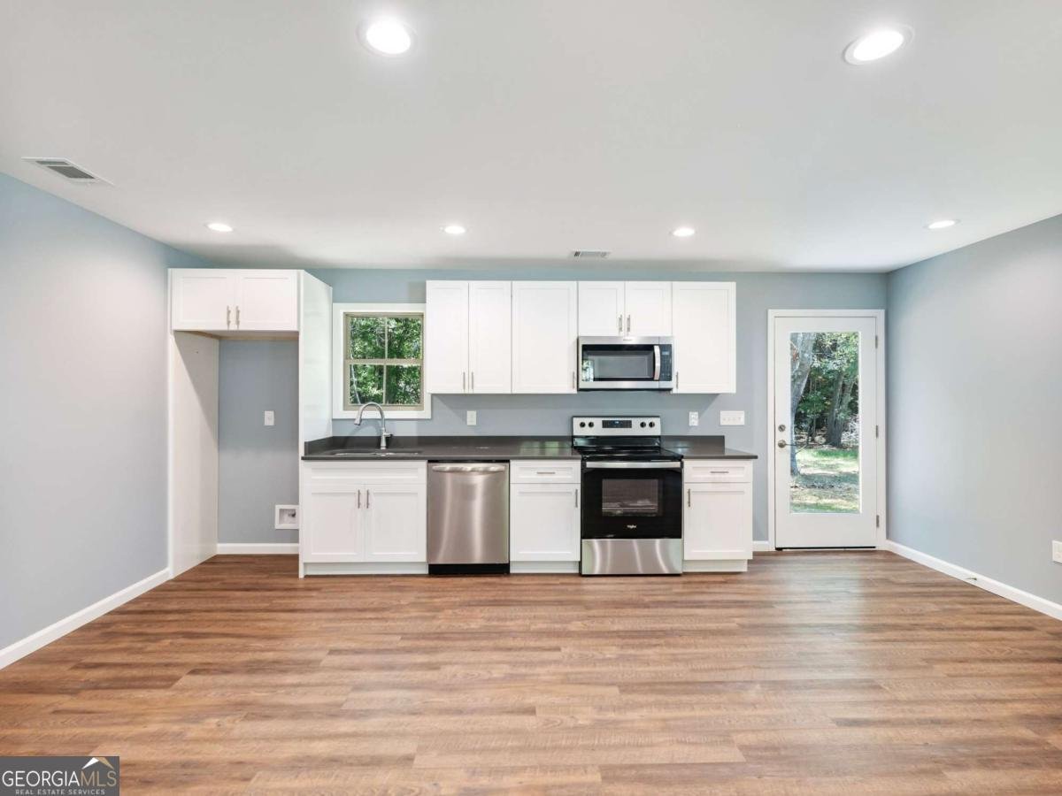 8087 Beachwood Drive Murrayville - 7