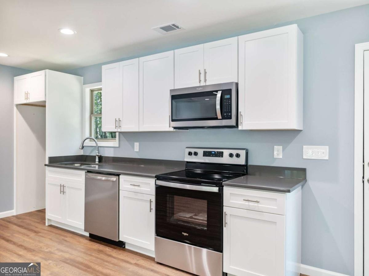 8087 Beachwood Drive Murrayville - 8