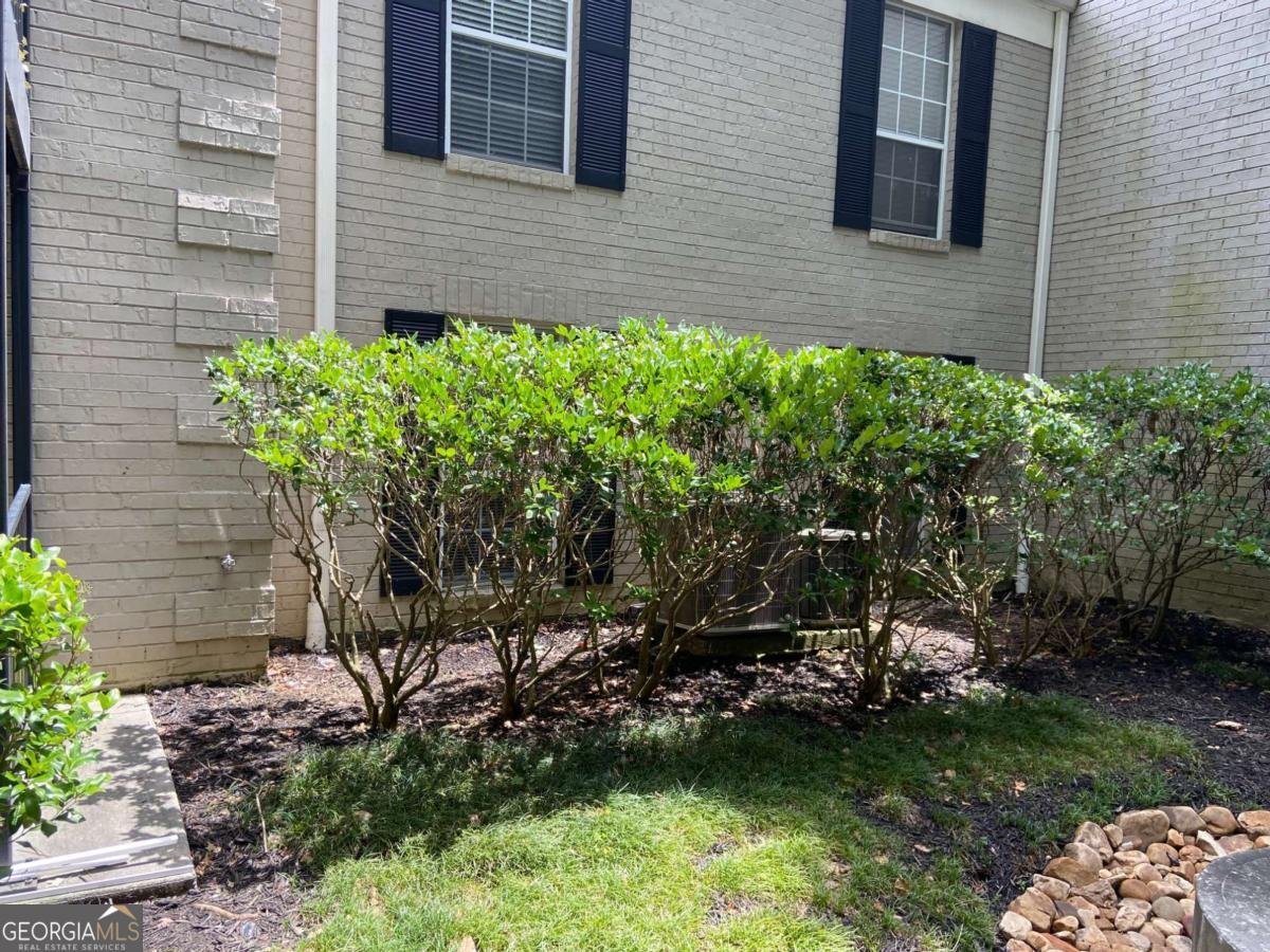 3527 Essex Avenue Atlanta - 18