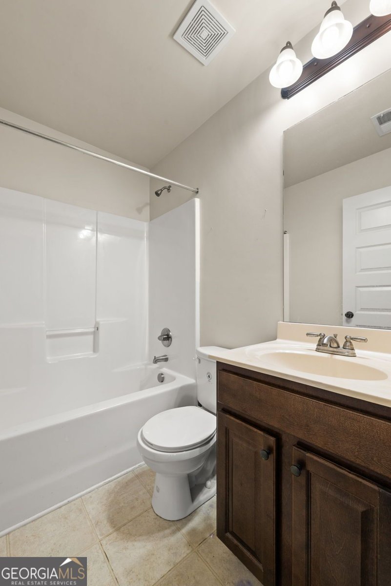 4249 CAVEAT Court Fairburn - 65