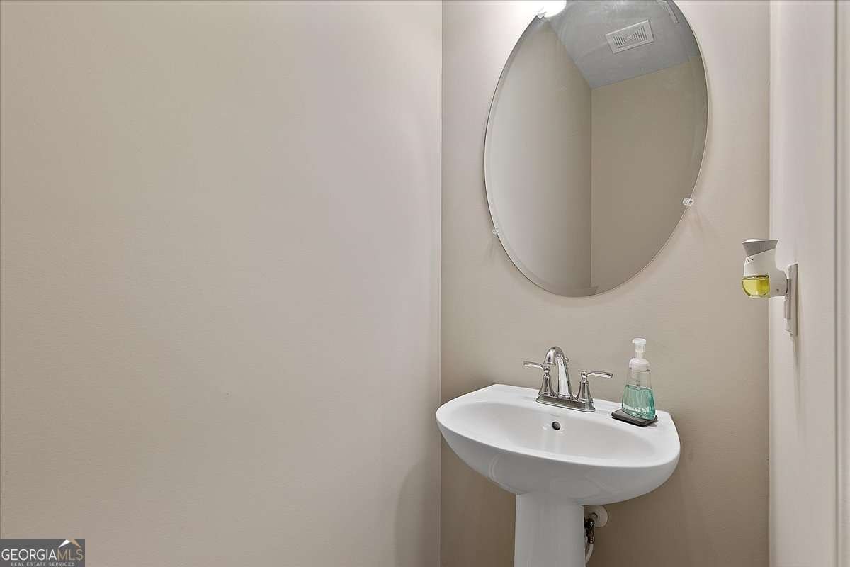 1052 Bodega Loop Locust Grove - 28