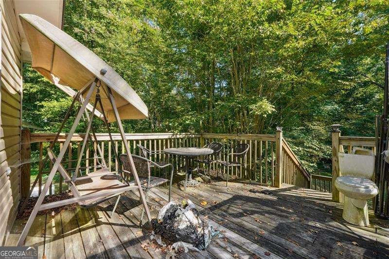 6226 LULLWATER Drive Douglasville - 10