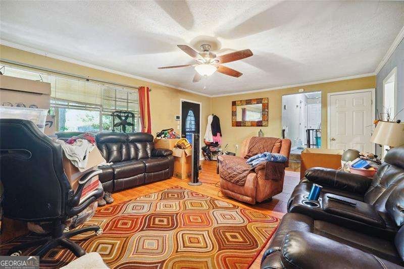 6226 LULLWATER Drive Douglasville - 5