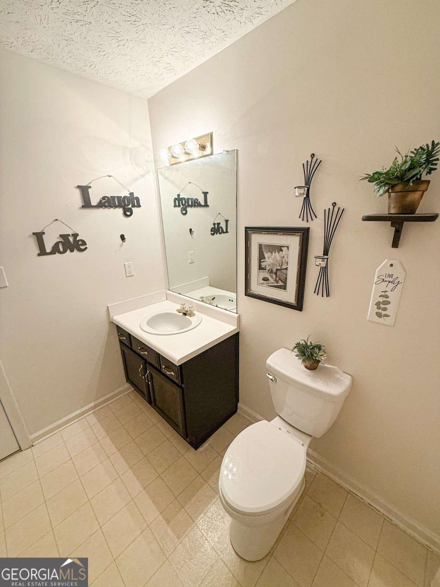 226 Saul Drive Ellenwood - 24