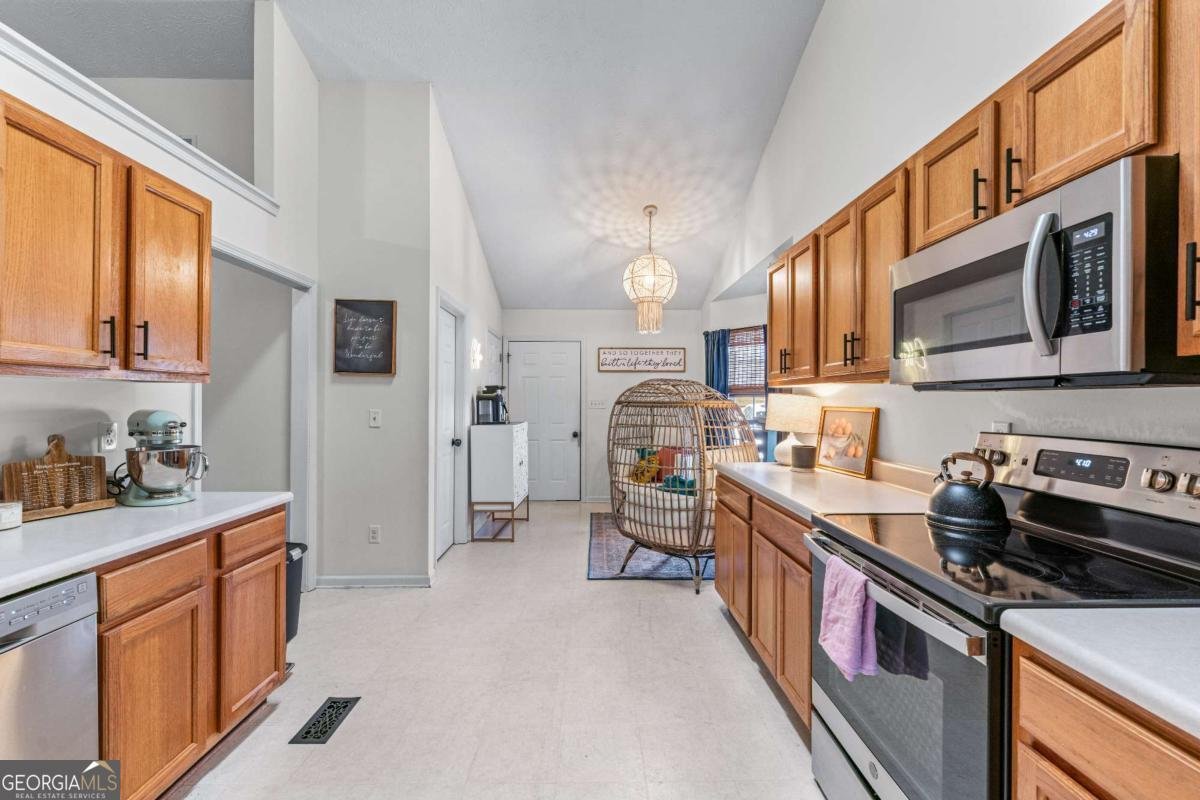 2425 Pemberton Point Buford - 14