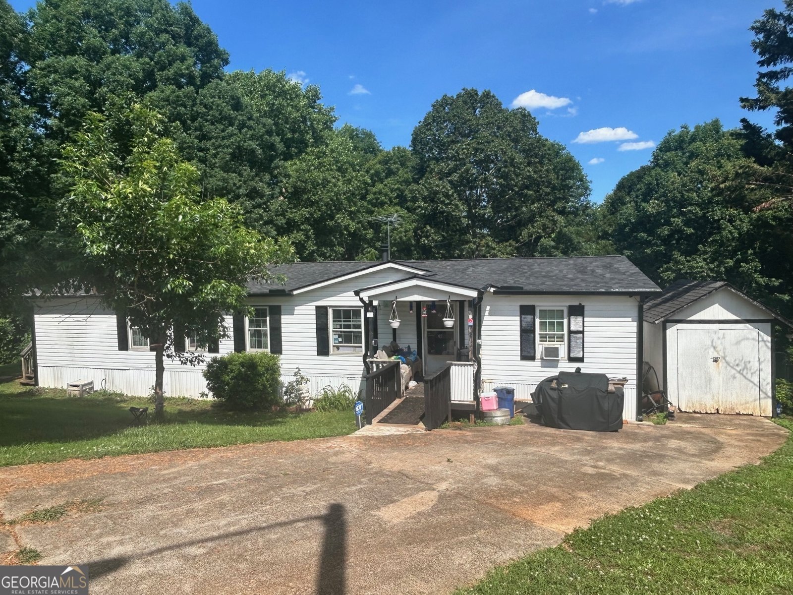 5063 Hartford Place Flowery Branch - 1