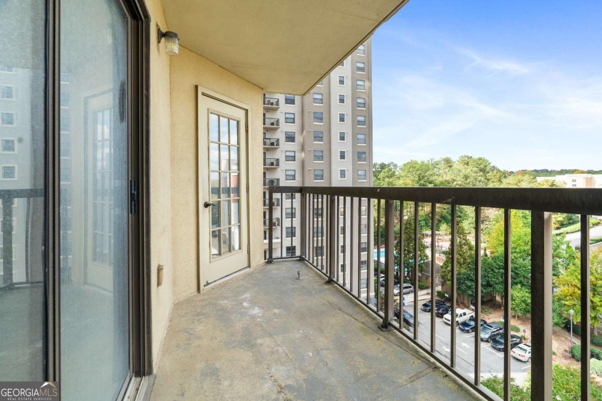 795 Hammond Drive Atlanta - 21