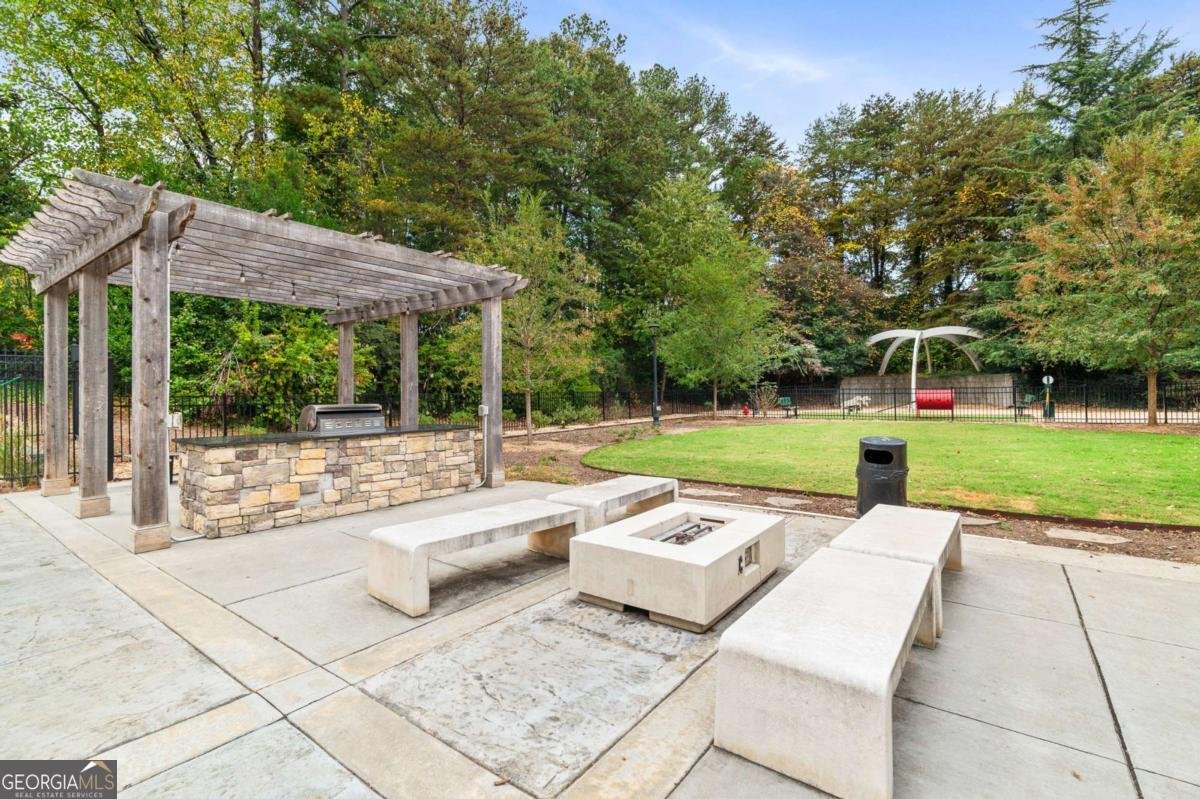795 Hammond Drive Atlanta - 30