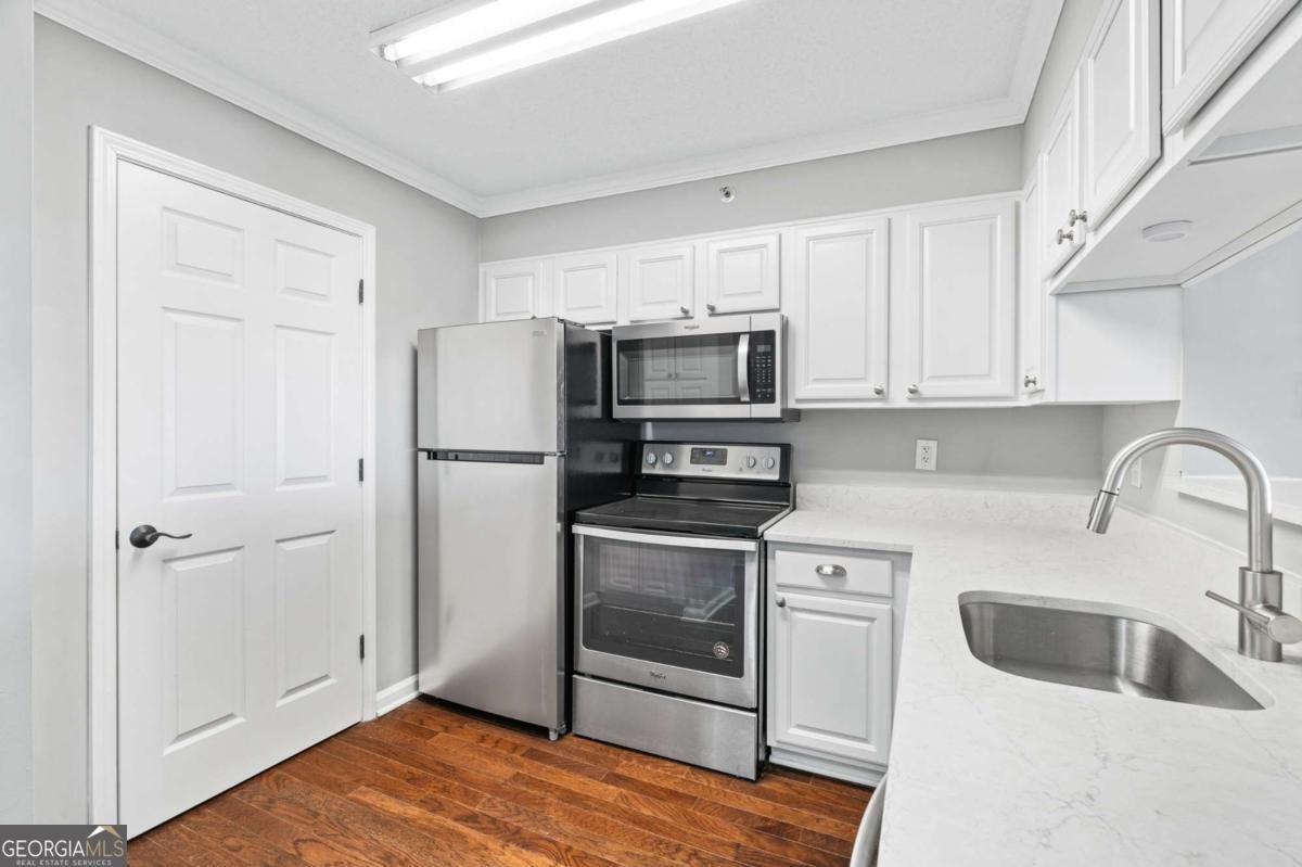 795 Hammond Drive Atlanta - 7