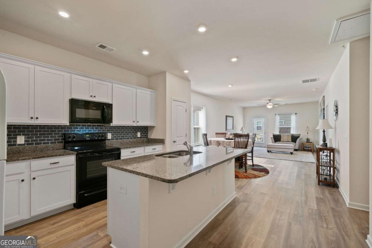 12 Applewood Drive Rome - 2