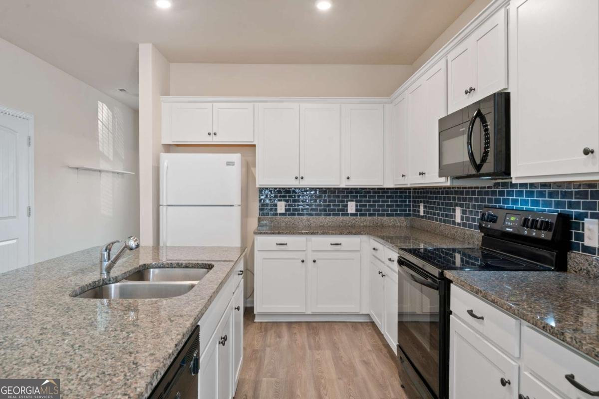 12 Applewood Drive Rome - 3