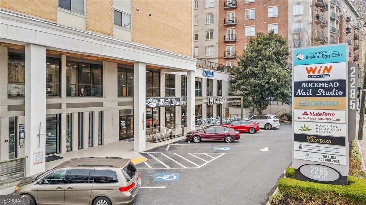2285 Peachtree Road Atlanta - 3