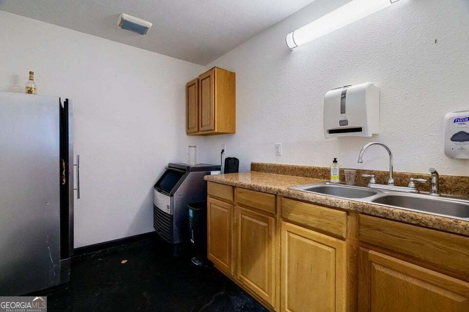 1280 Jewell Road Jewell - 55