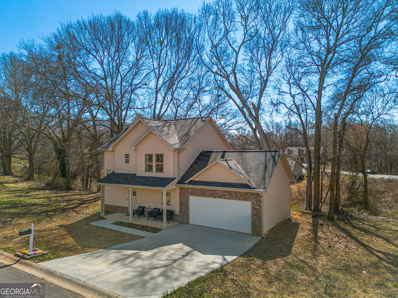 221 Cobb Drive Royston - 2