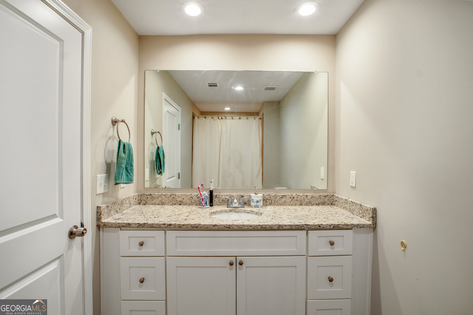 221 Cobb Drive Royston - 32