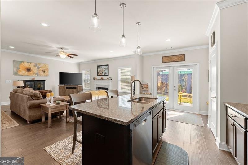 1836 HIDDEN CREEK Drive Hoschton - 17