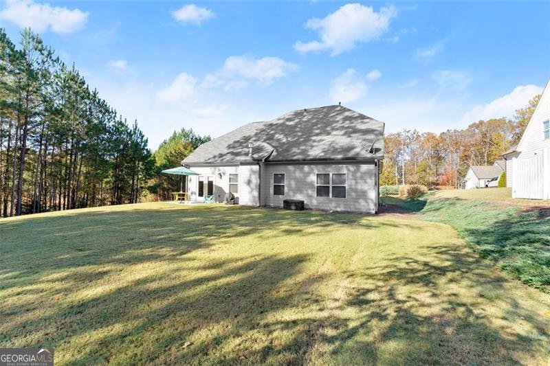 1836 HIDDEN CREEK Drive Hoschton - 35