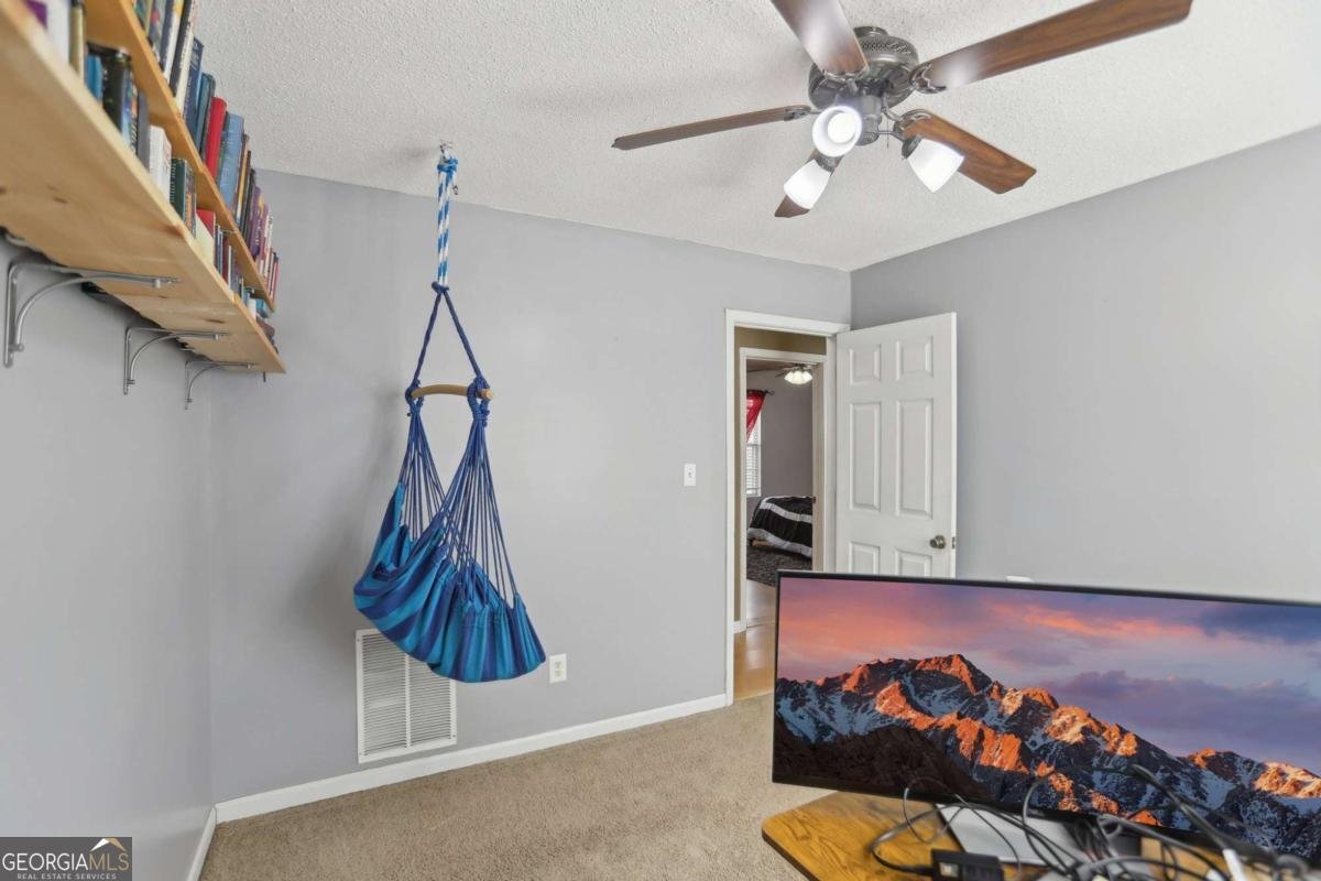 8740 JENKINS Road Winston - 23