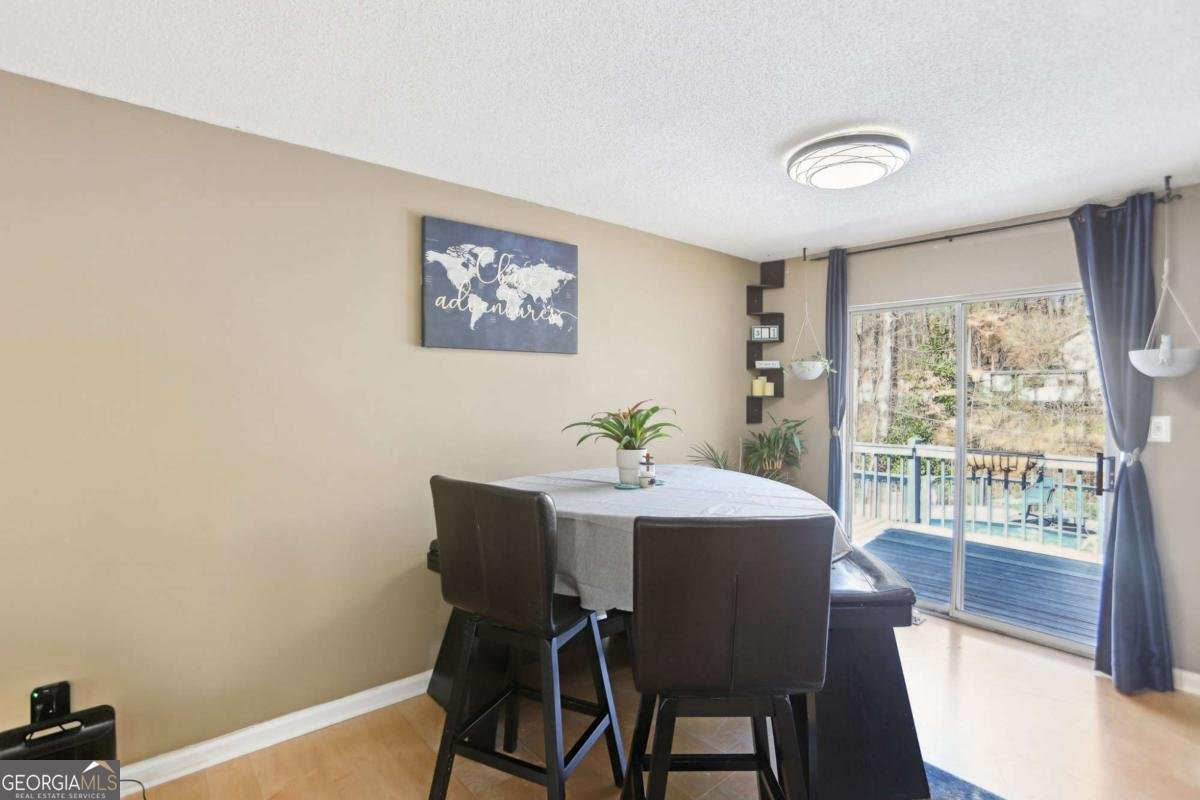 8740 JENKINS Road Winston - 6