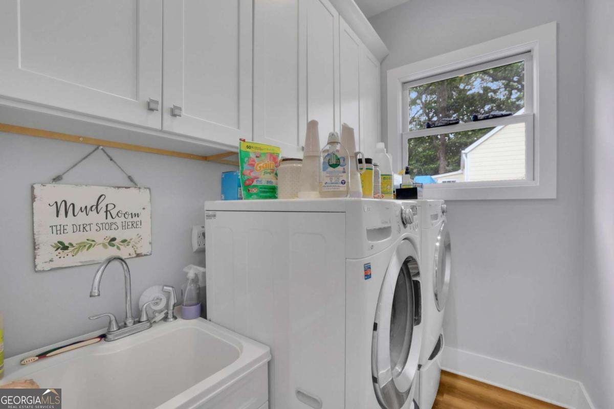 1033 Lanier Avenue Gainesville - 20