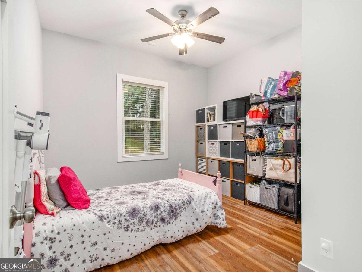 1033 Lanier Avenue Gainesville - 25
