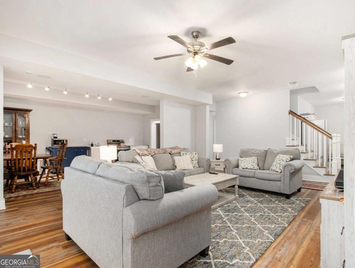 1033 Lanier Avenue Gainesville - 3