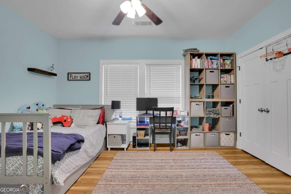 1033 Lanier Avenue Gainesville - 32