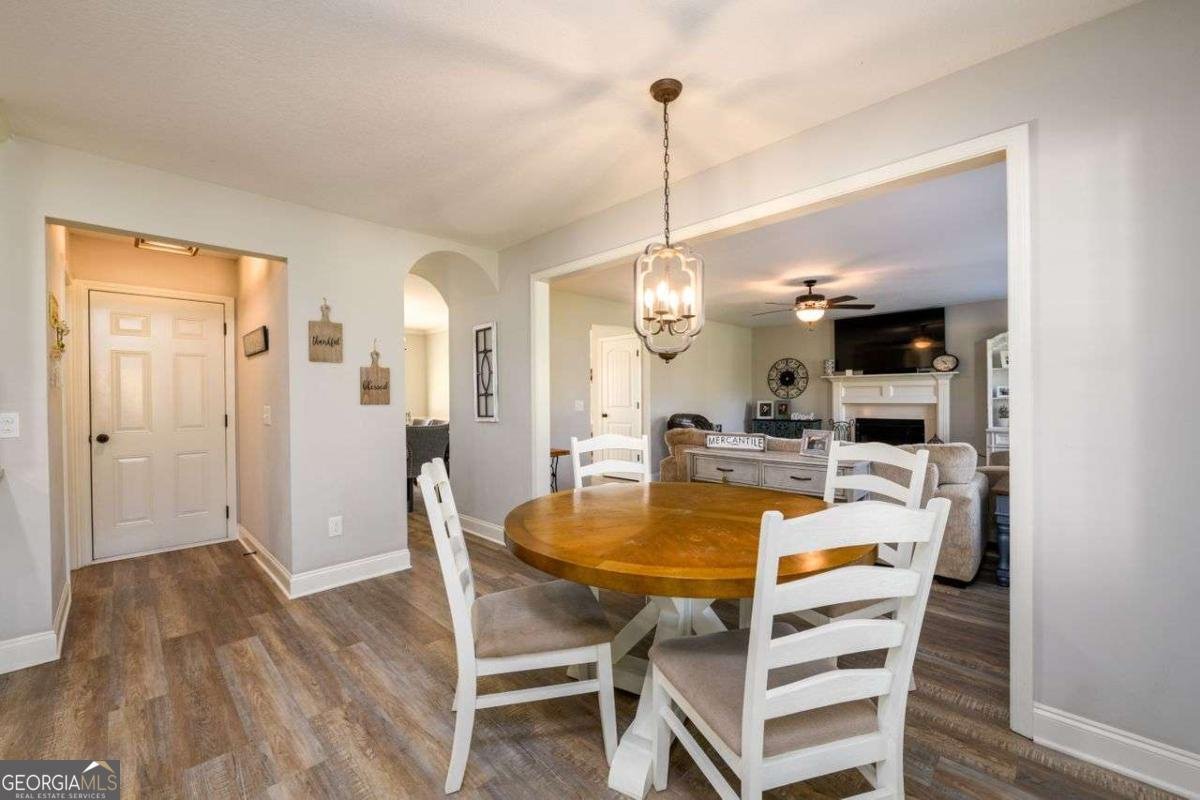1670 Bismarck Circle Winder - 16