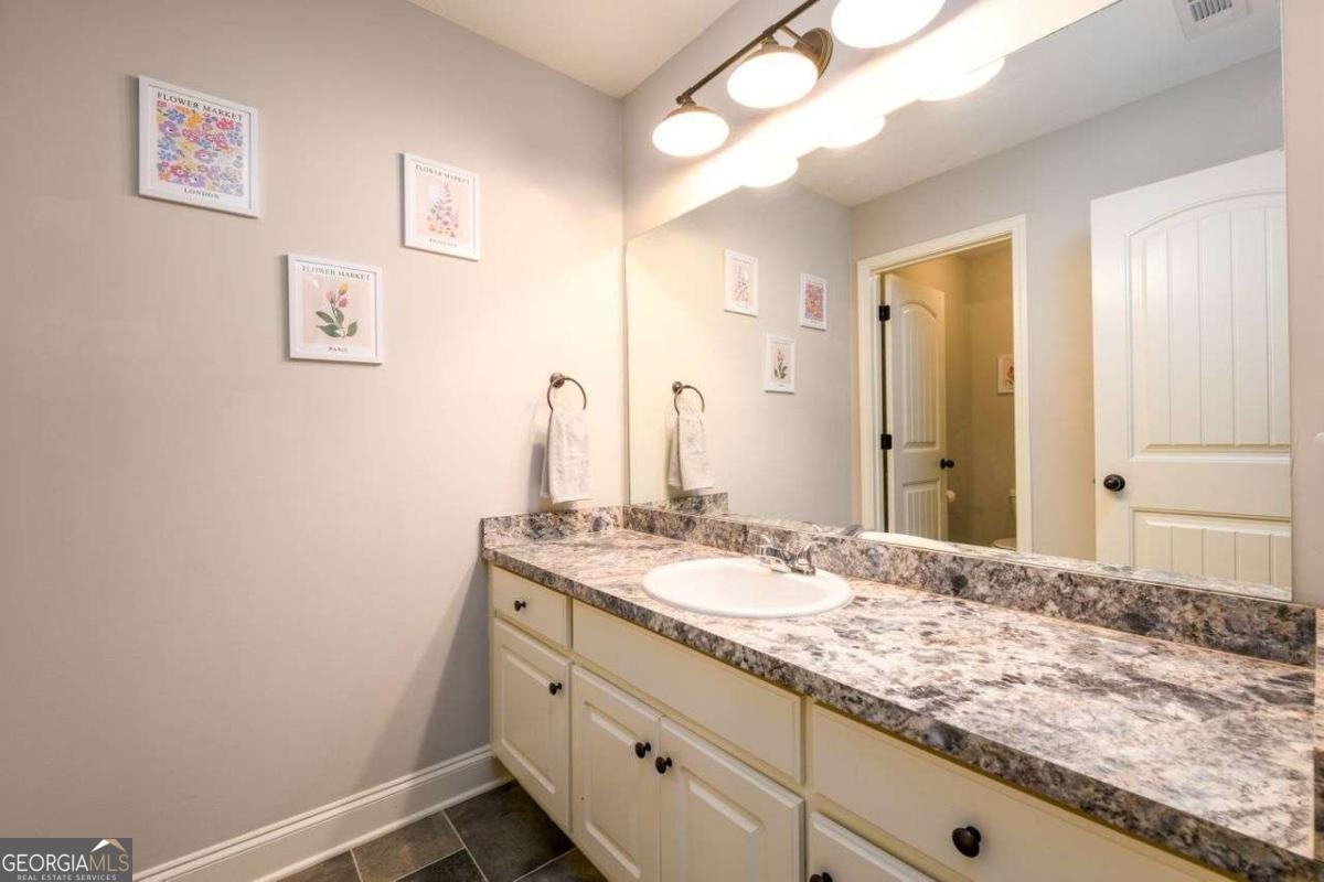 1670 Bismarck Circle Winder - 33