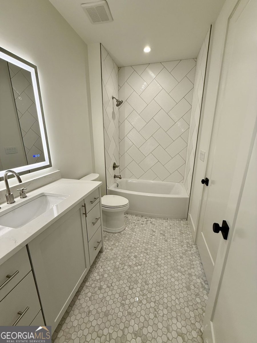 4524 Mystic Drive Sandy Springs - 66