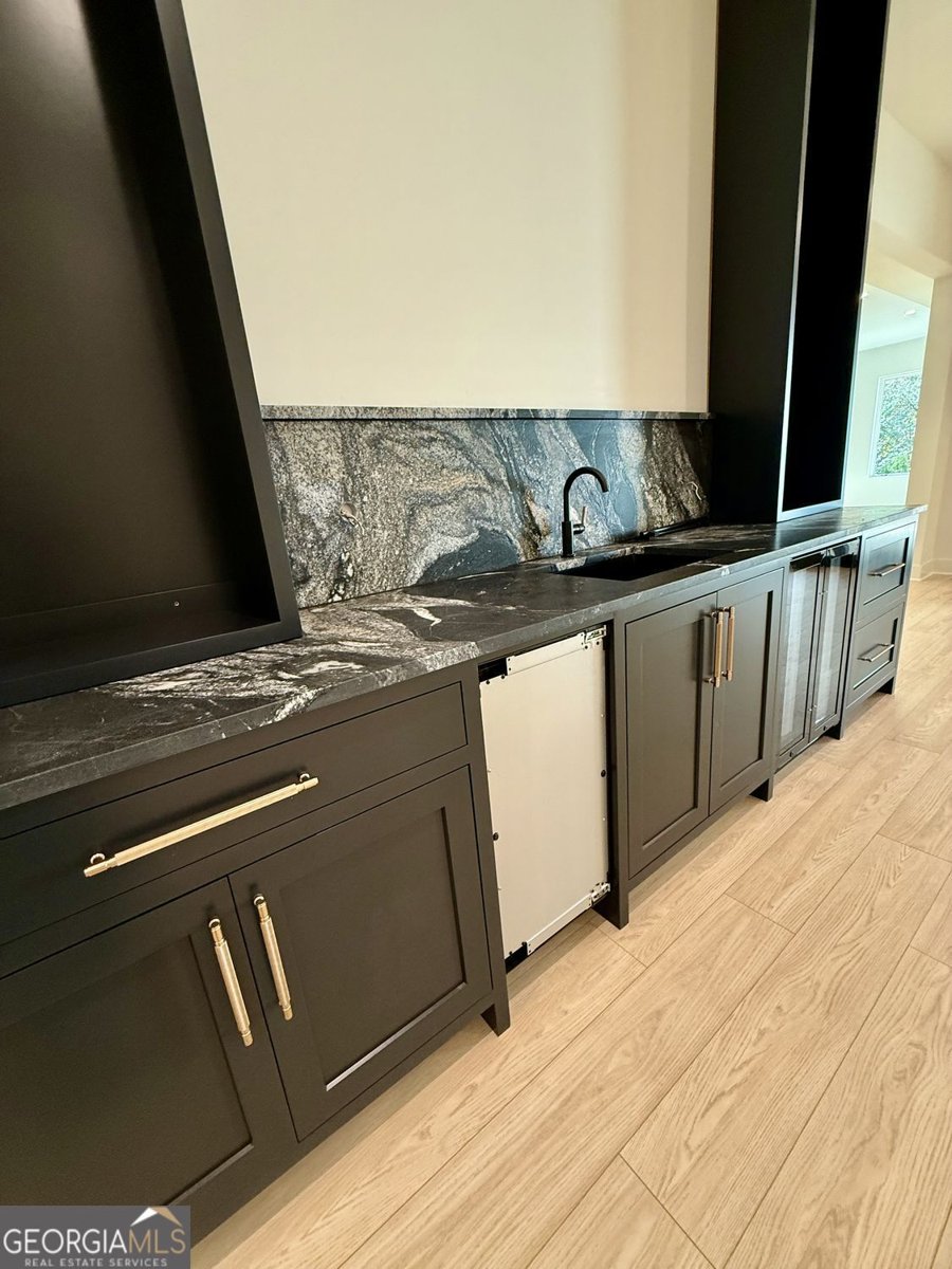 4524 Mystic Drive Sandy Springs - 74