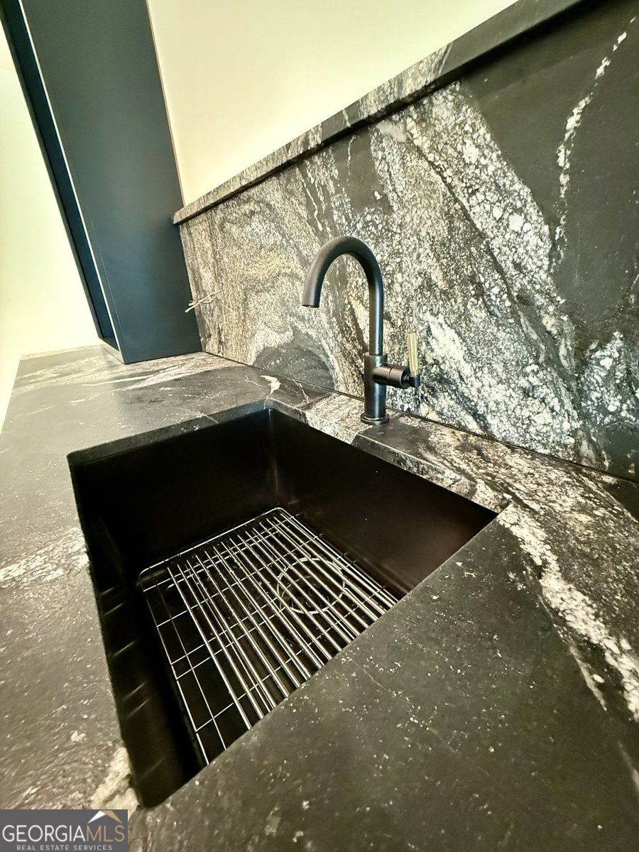 4524 Mystic Drive Sandy Springs - 75