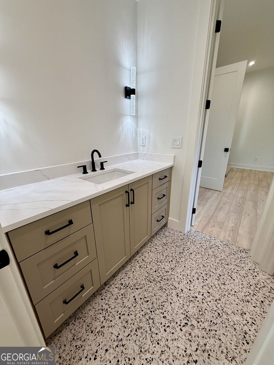 4524 Mystic Drive Sandy Springs - 79