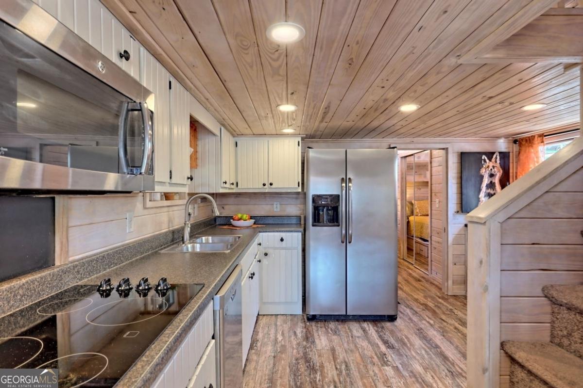 664 River Vista Drive Dillard - 22
