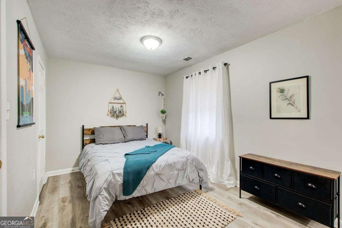 1351 EASON Street Atlanta - 19