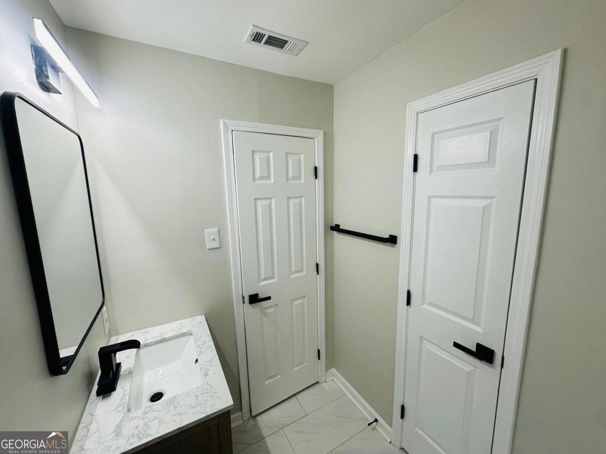 2745 Marco Drive Atlanta - 21