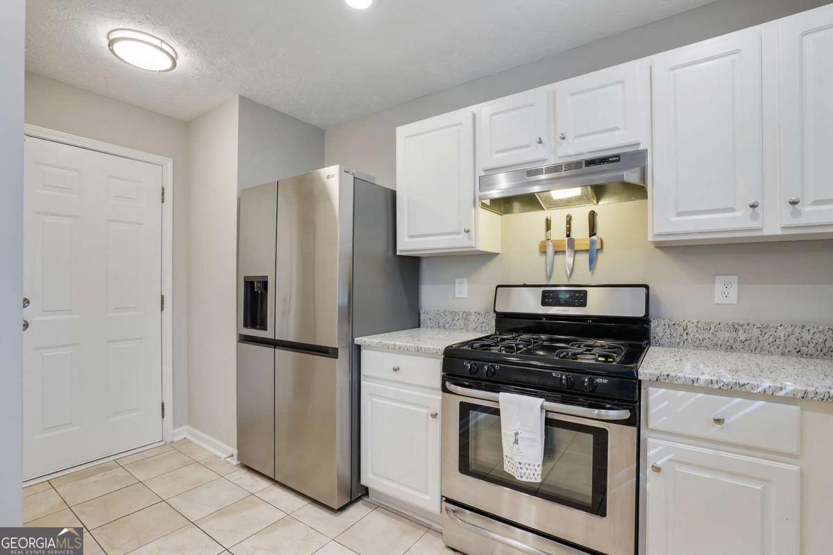 455 Registry Bluff Stone Mountain - 11