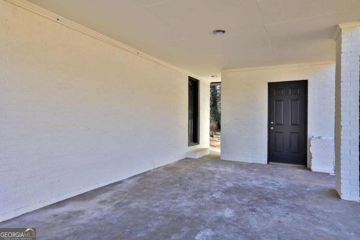 3047 Horse Shoe Drive Atlanta - 4