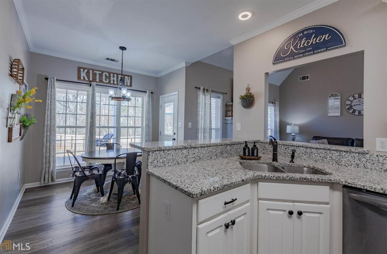 140 Surrey Park Drive Fayetteville - 22