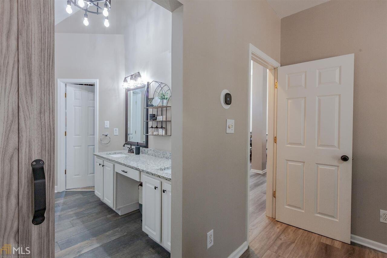 140 Surrey Park Drive Fayetteville - 26