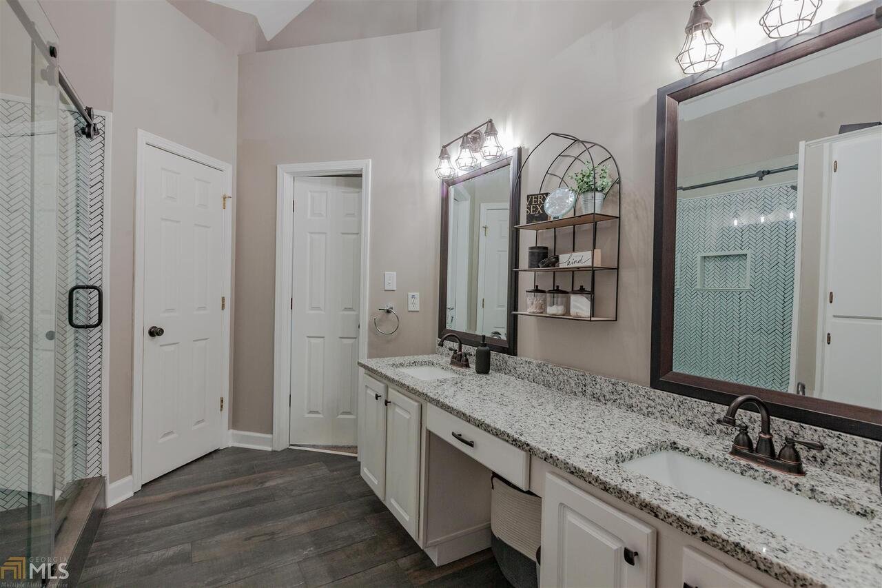 140 Surrey Park Drive Fayetteville - 27