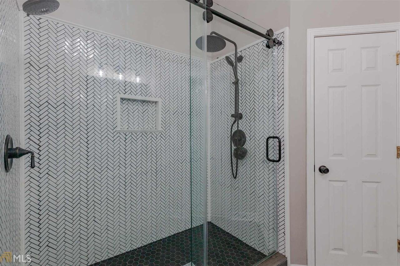 140 Surrey Park Drive Fayetteville - 31